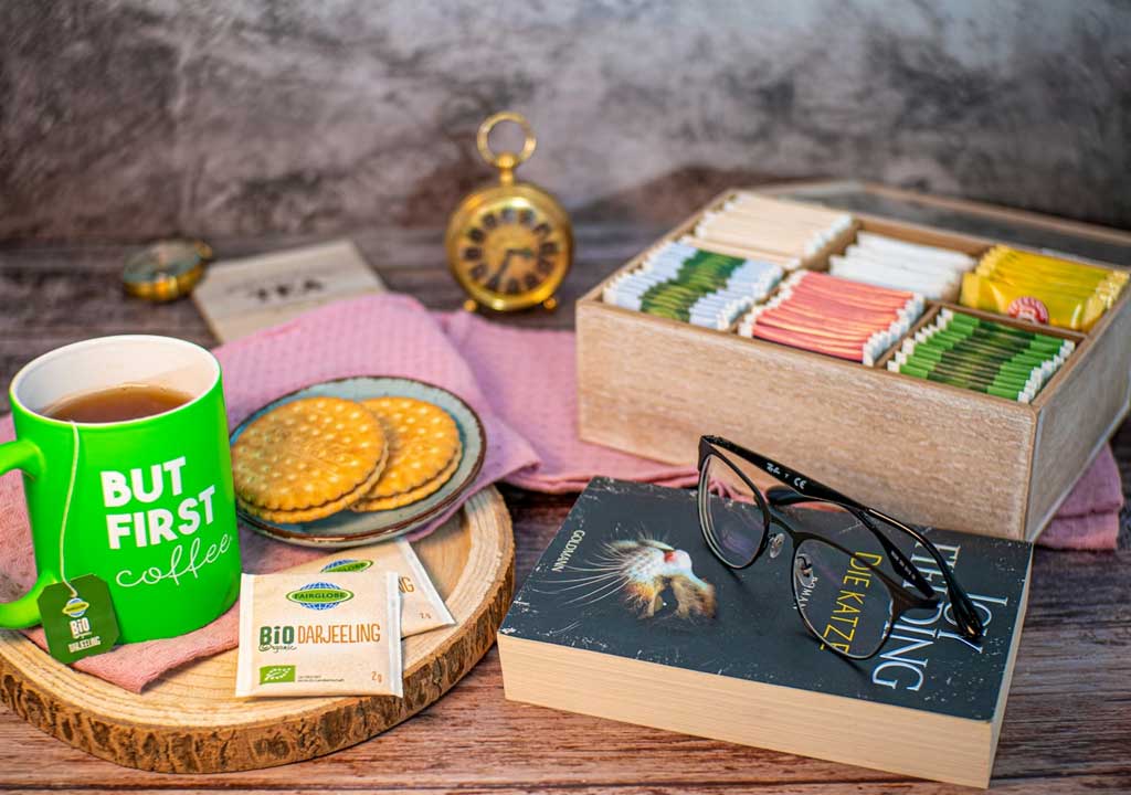 Sustainable and Personal: Eco-Friendly Customizations for Christmas Hampers